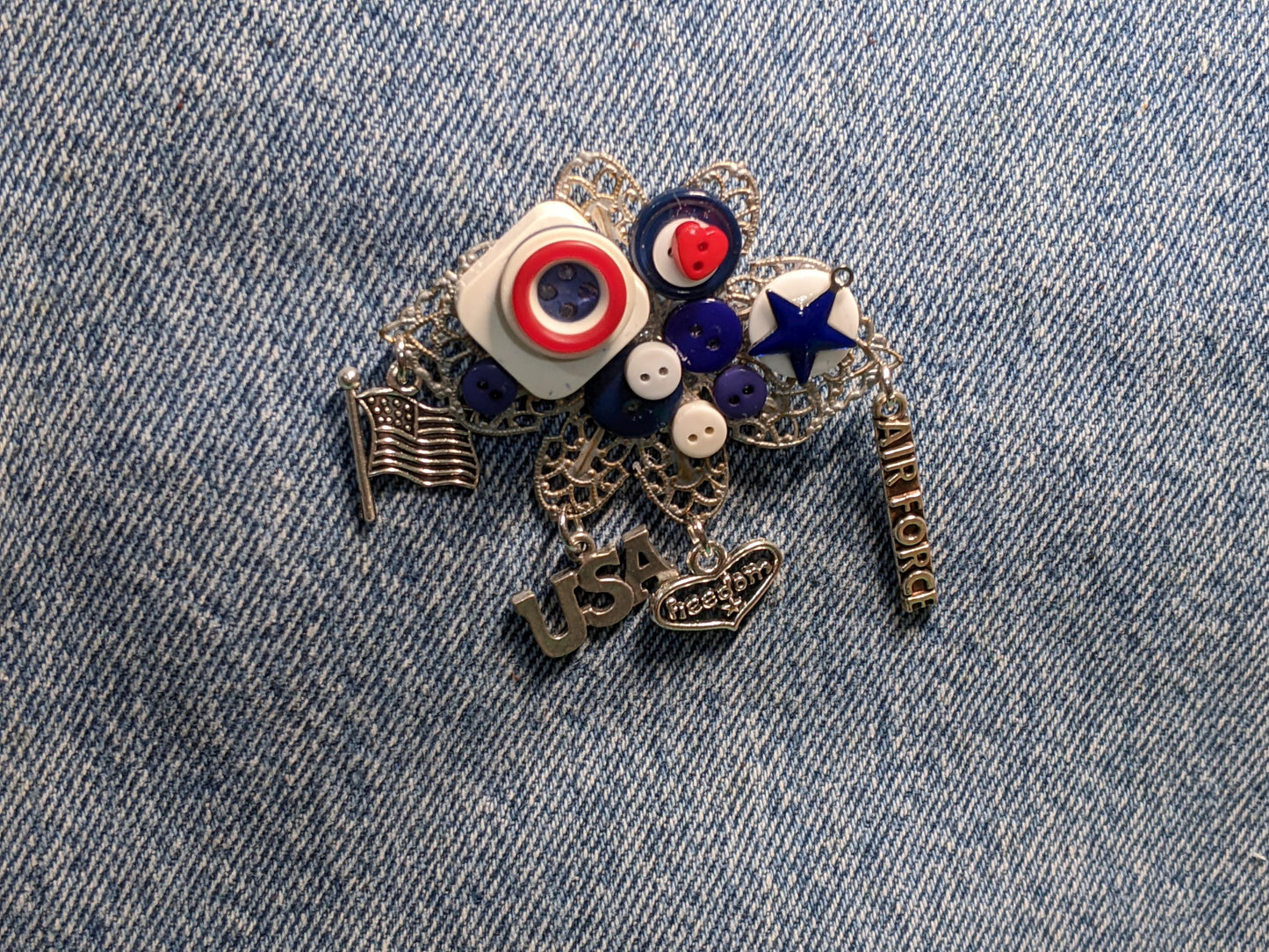 US Air Force Themed Brooch-Unique Charm Pin! AirForce1