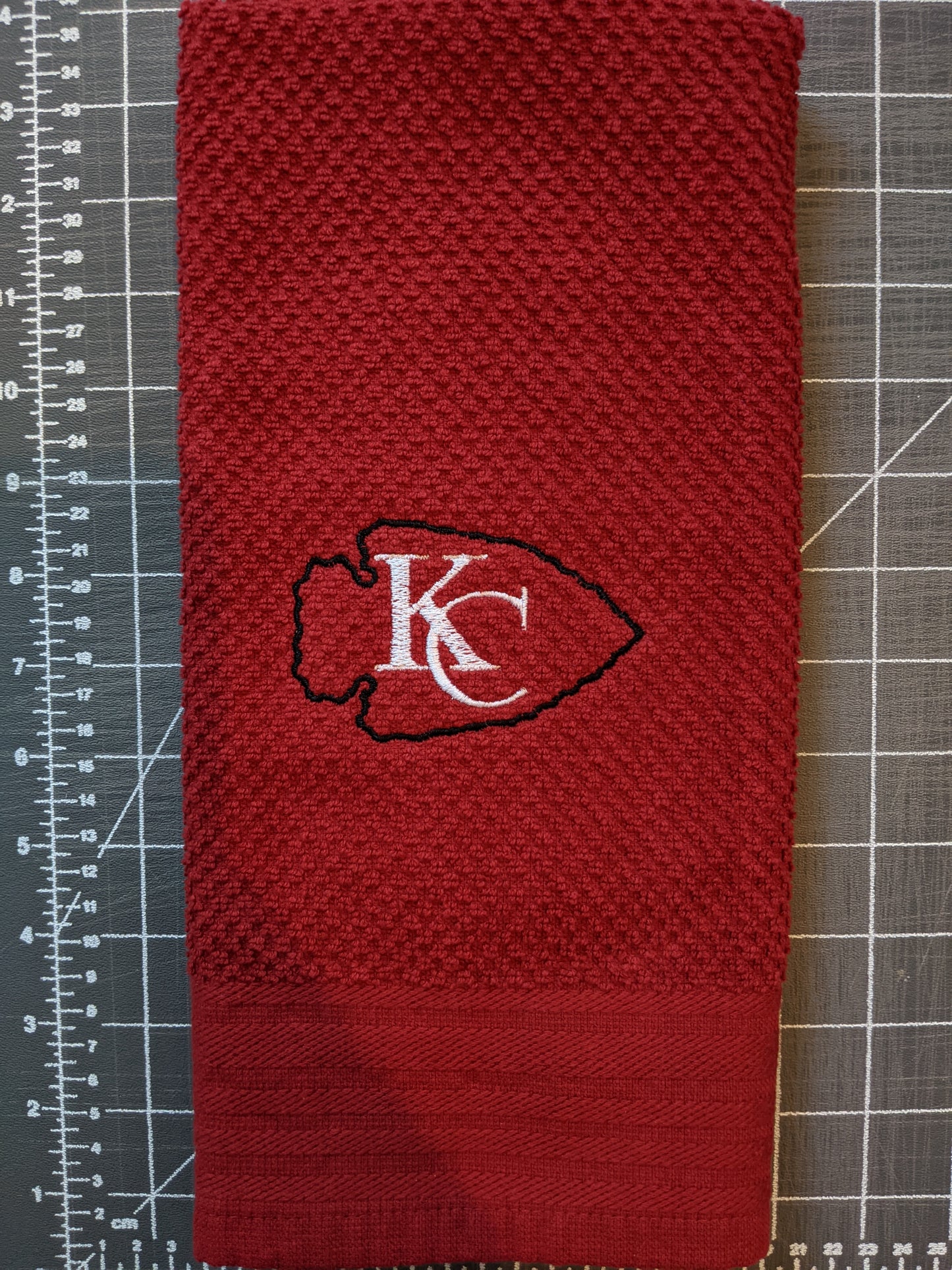 A81-Kansas City Chiefs Hand Towel