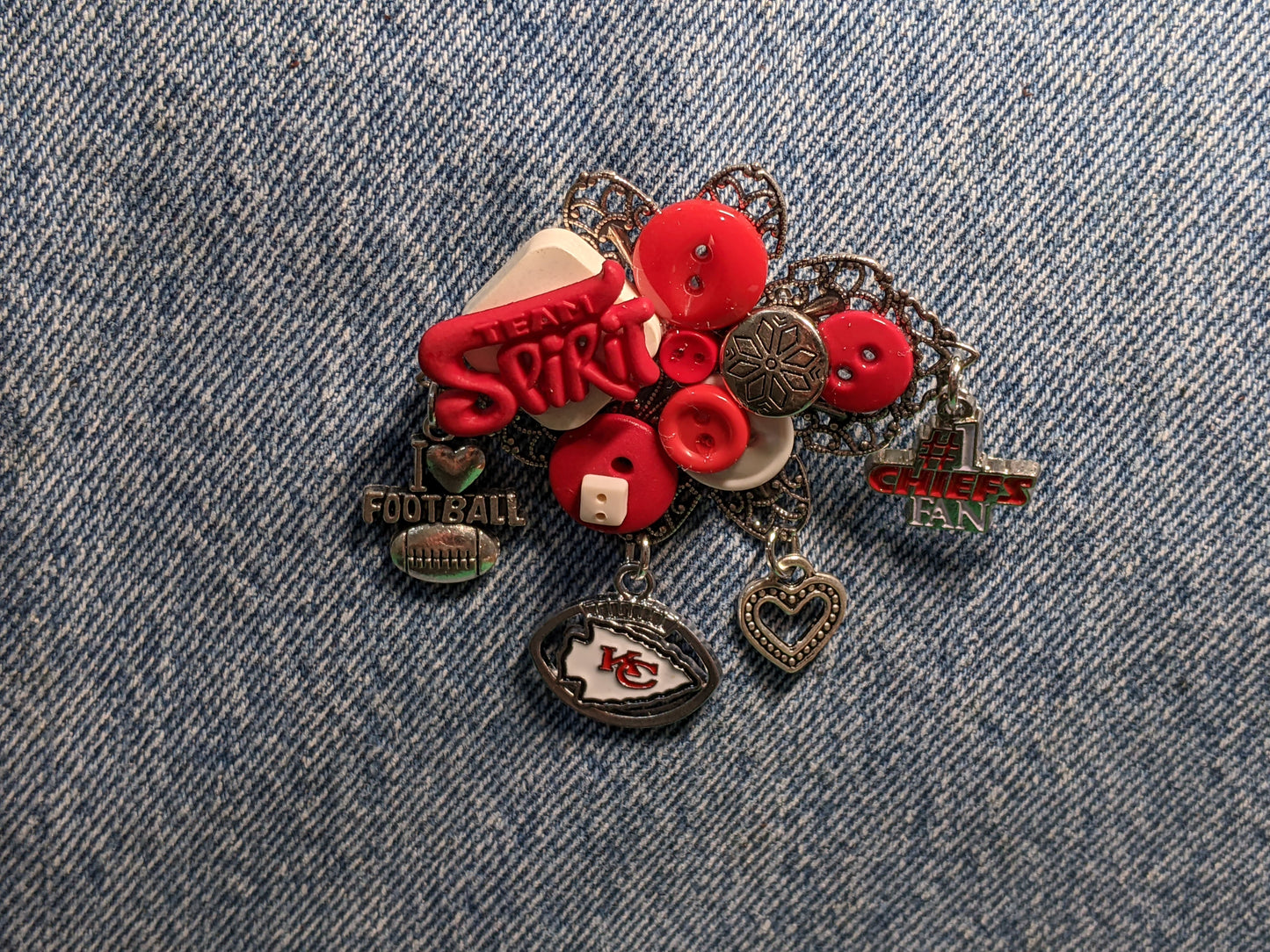 Kansas City Chiefs Themed Brooch-Unique Charm Pin! Chiefs2