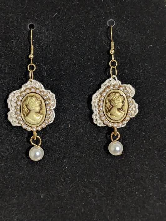 A20-Cameo earrings-great gift! Item-EAR14