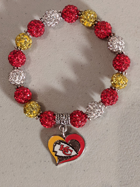 A13-KC Chiefs Themed Beaded Bracelet-v2 with heart logo charm