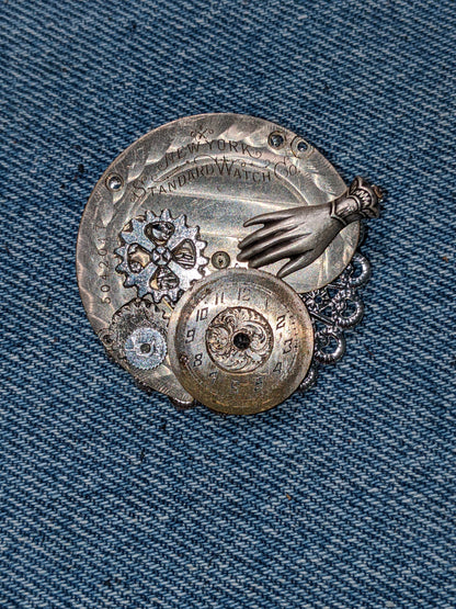 Steampunk Themed Brooch-Unique Charm Pin! TOP1-with real watch parts