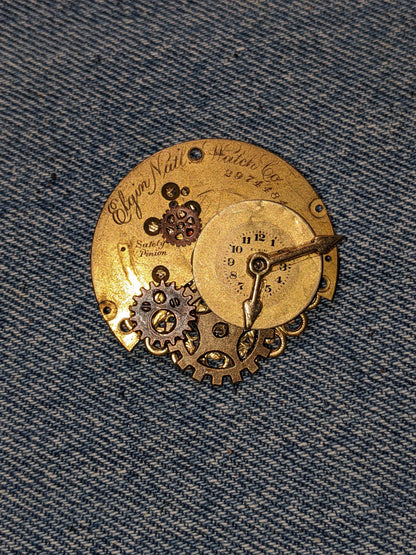 Steampunk Themed Brooch-Unique Charm Pin! TOP2-with real watch parts