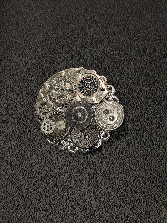 Steampunk Themed Brooch-Unique Charm Pin! TOP3-with real watch parts