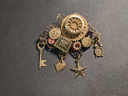 Vintage Steampunk Themed Brooch-Unique Charm Pin! Brooch 13